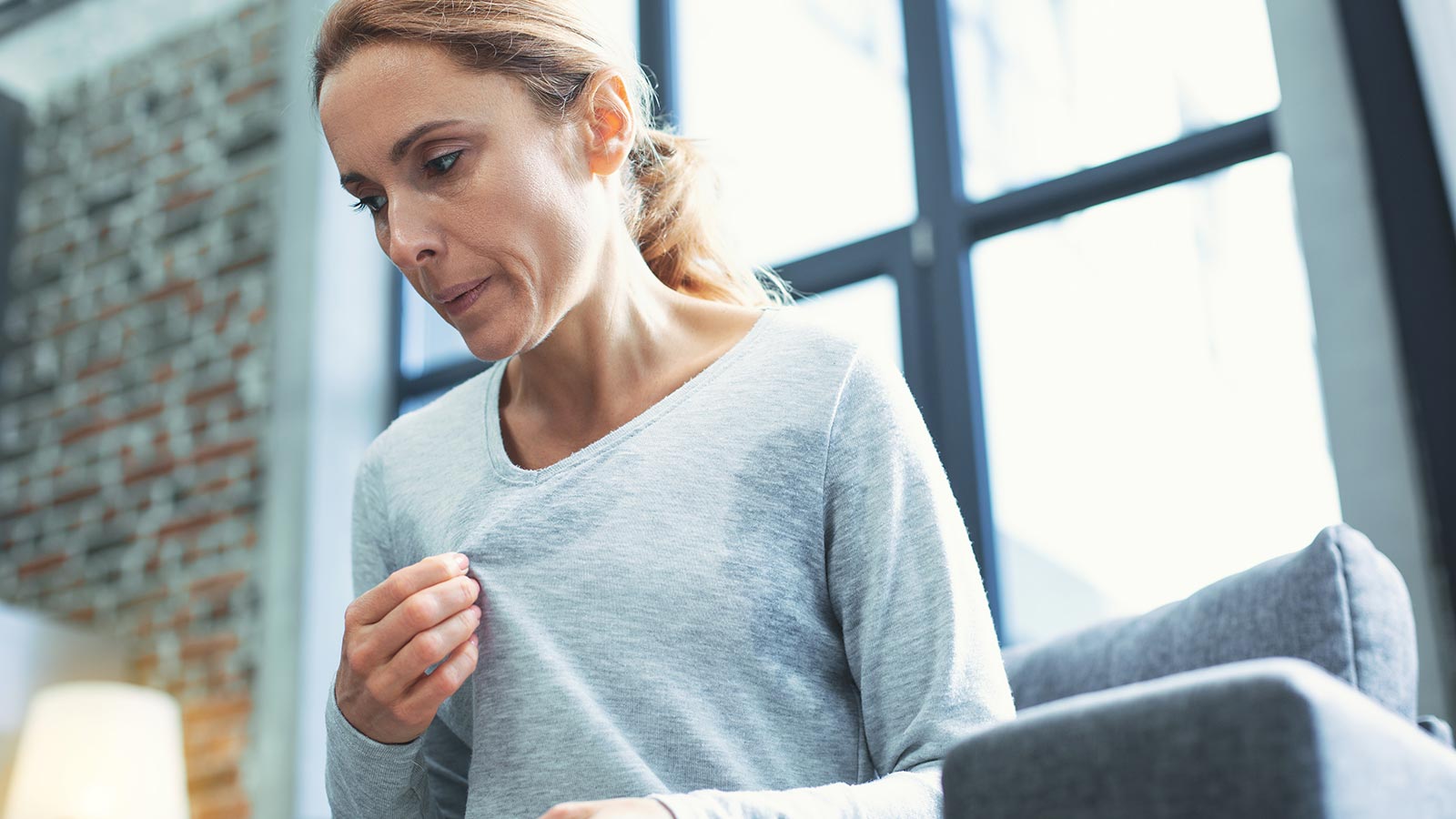 Cimicfuga un remedio herbal para la menopausia con riesgo hepático